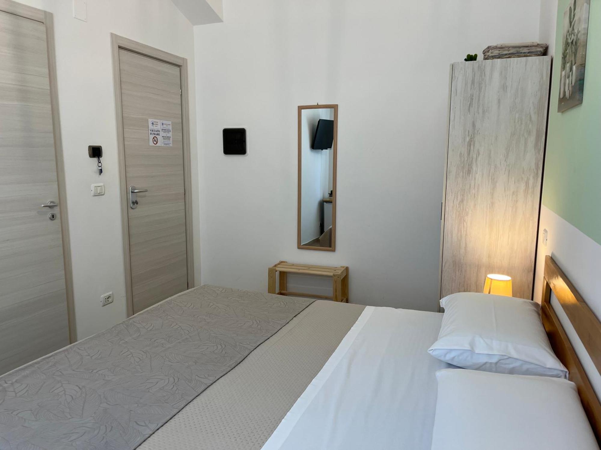 B&B Vento Aureo Rooms Milazzo Exterior photo